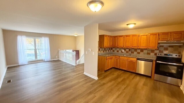 Building Photo - 2608 N Routiers Ave