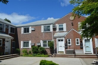 Building Photo - 74-47-74260 260th St