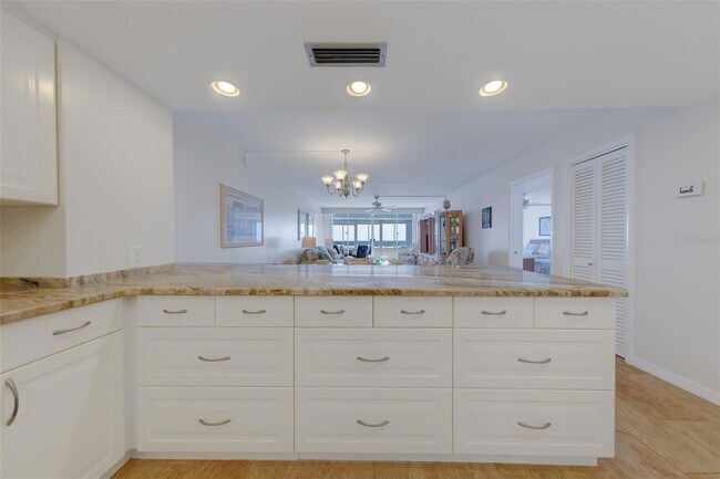 Foto del edificio - 17920 Gulf Blvd