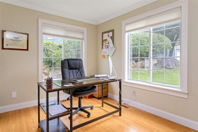 Foto del edificio - 804 Ashford Cir