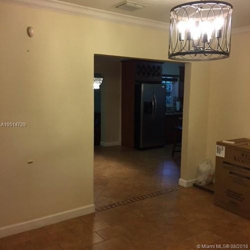 Foto del edificio - 2810 SW 16th Terrace