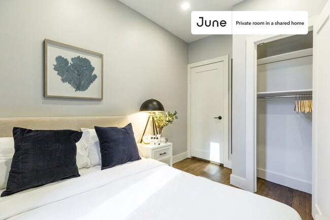 Foto del edificio - Room in Shared 4 bed/2 bath home