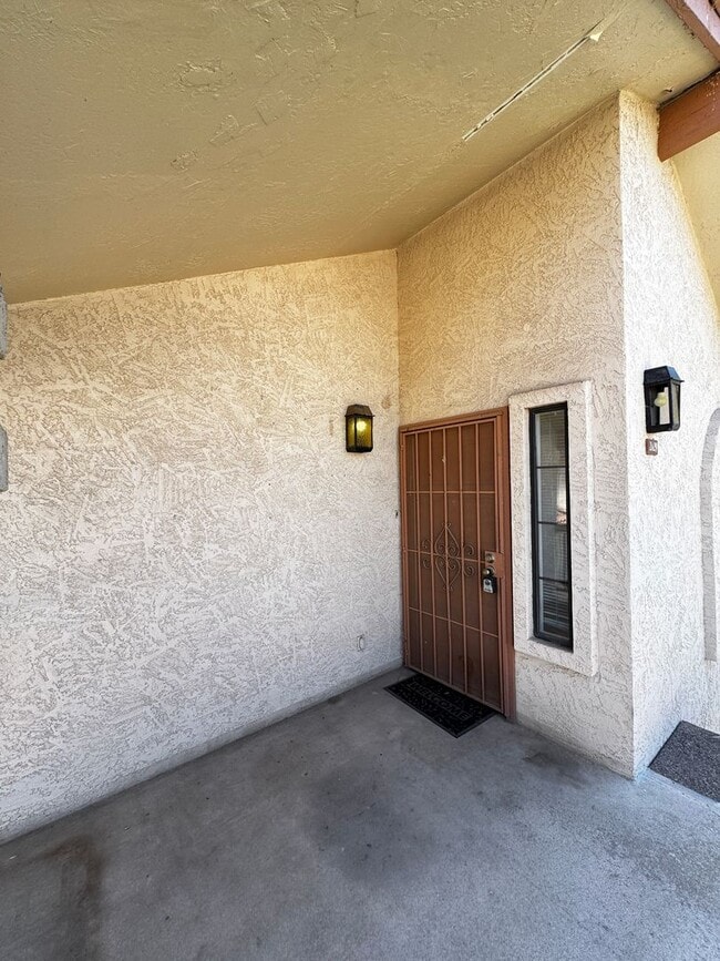 Building Photo - 4545 N 67th Ave