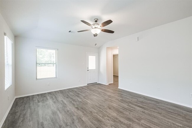 Building Photo - 14404 Conifer Dr