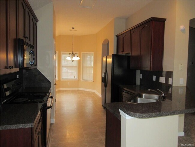 Foto del edificio - 3524 Claiborne Cir