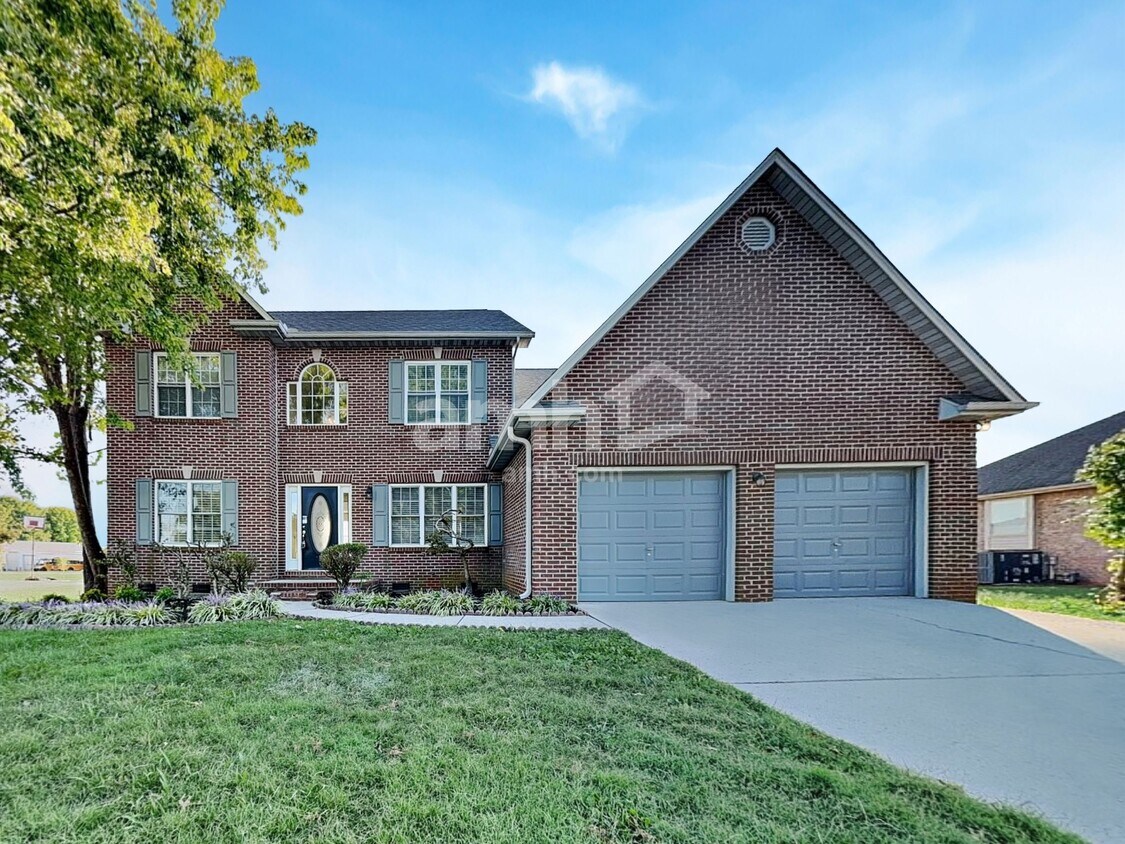 Primary Photo - 7525 Saddlebrooke Dr