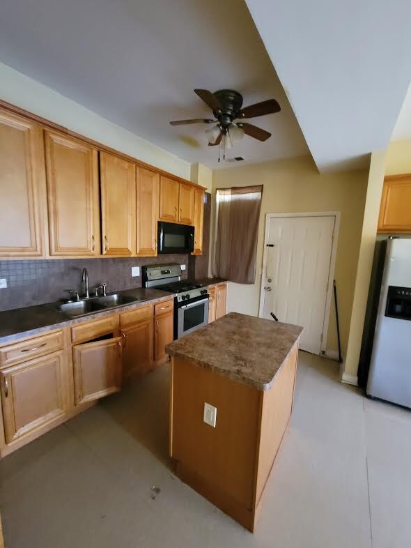 Photo - 5700 S Indiana Ave Apartment