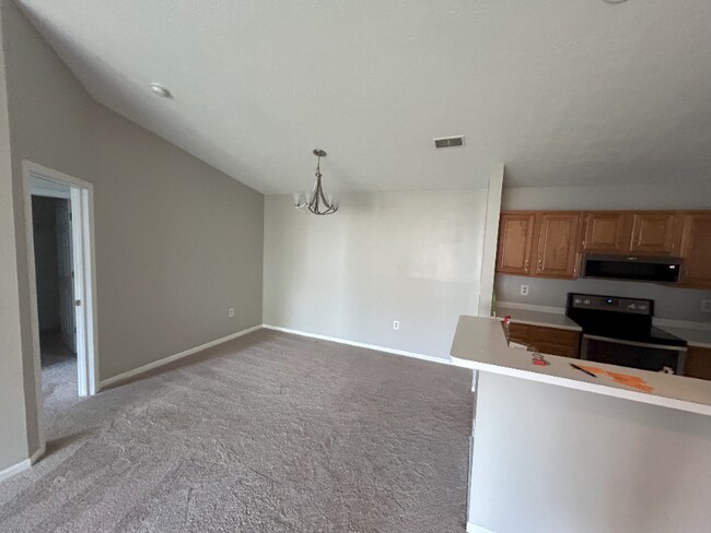 Foto del edificio - 6680 Wareham Ct