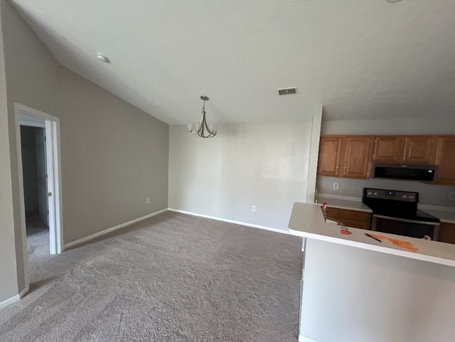 Building Photo - 6680 Wareham Ct