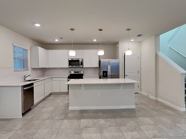 Foto del edificio - 4079 Feather Tree Dr