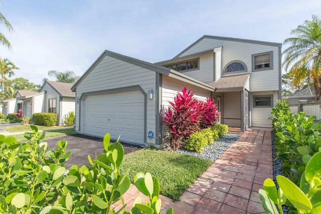 Foto del edificio - 13283 Bedford Mews Ct