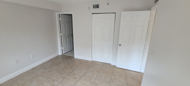 Foto del edificio - 15440 SW 284th St
