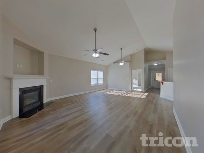 Building Photo - 506 Airdale Ln