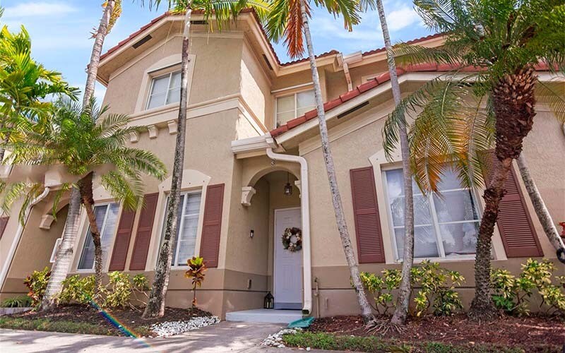 Foto principal - 10800 NW 82nd Terrace