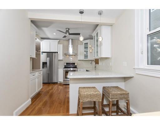 Building Photo - 428 Revere St