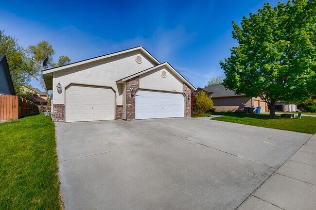 Building Photo - Remodeled Boise home with 4 bedrooms