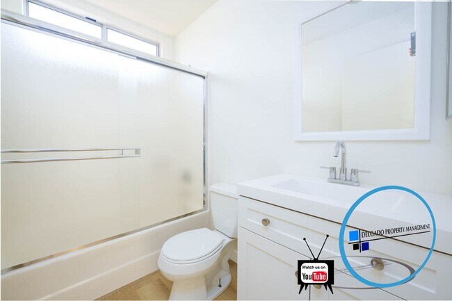 Foto del edificio - Glen Cove!  Remodeled 3 bedrooms, 2 baths ...