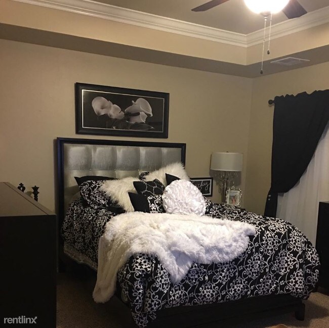 Foto del edificio - 3 br, 2 bath House - 1514 NW 17