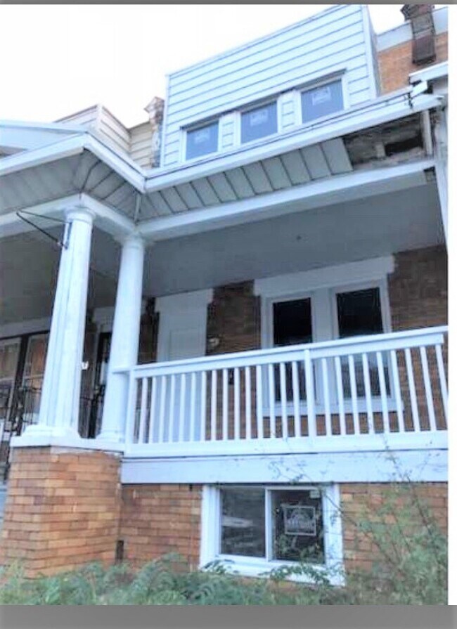 Foto del edificio - Lovely 3-Bedroom Townhome in Cobbs Creek! ...