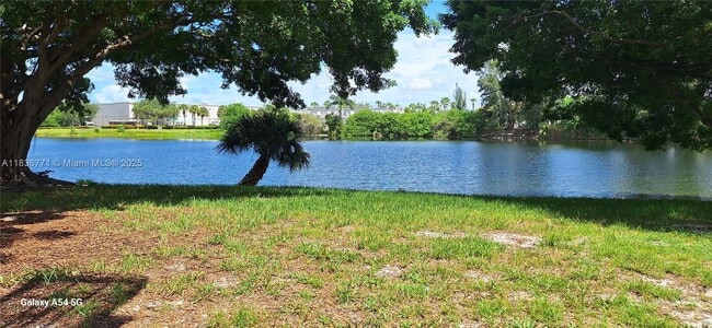 Building Photo - 3300 Spanish Moss Terrace