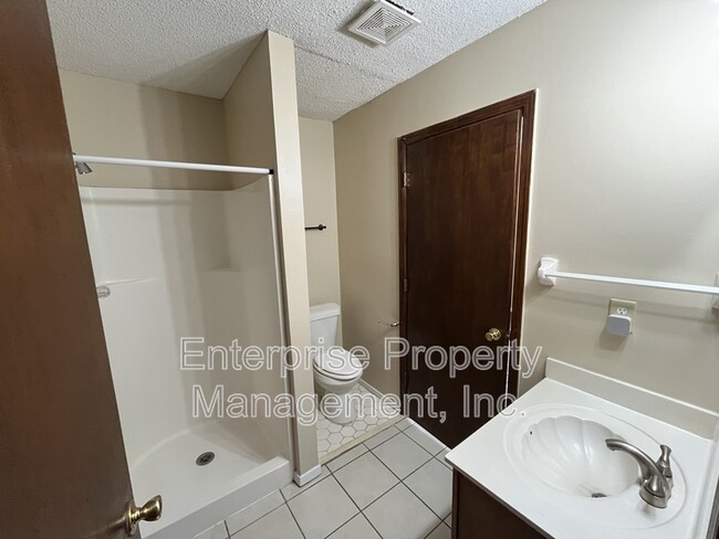 Building Photo - 3729 Wyndance Cove