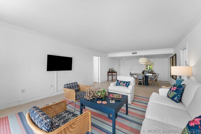 Building Photo - 2773 S Ocean Blvd