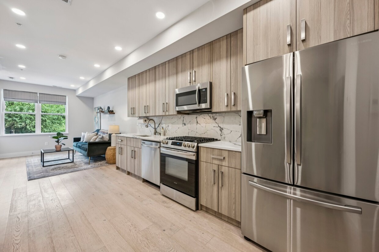Primary Photo - 1519 K St SE