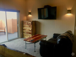 Building Photo - 3374 S Village Loop