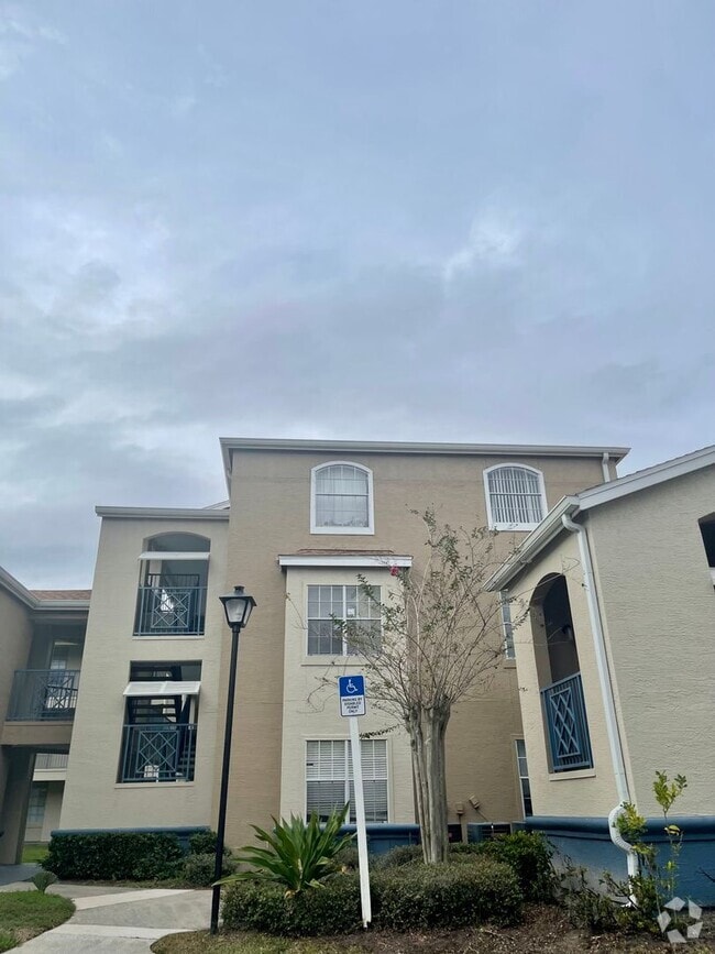 Building Photo - 7310 Westpointe Blvd