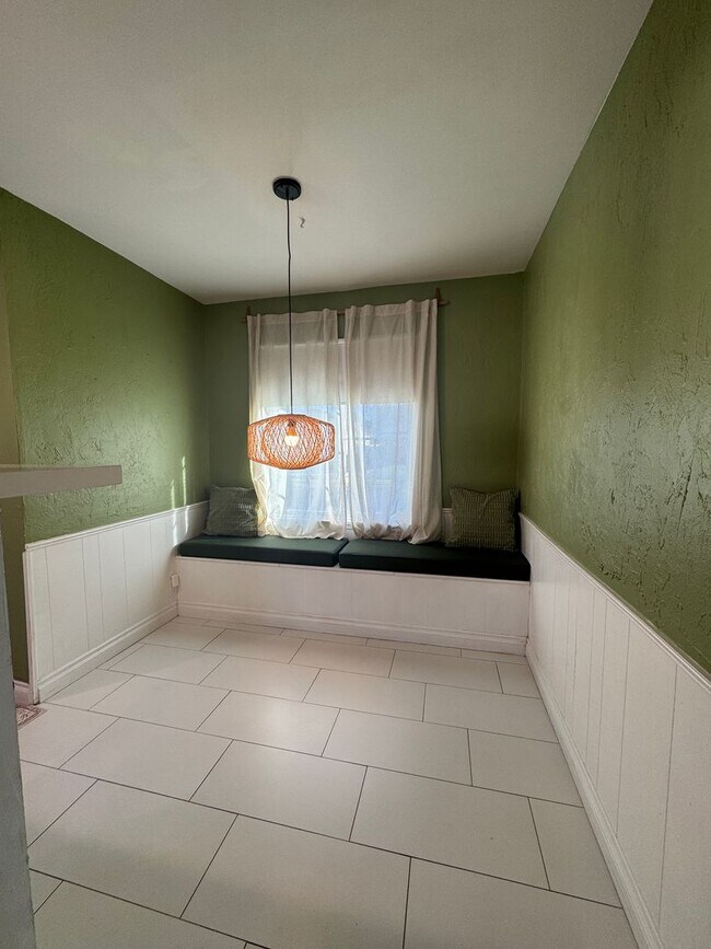 Foto del edificio - 3BD 2BA with a Pool