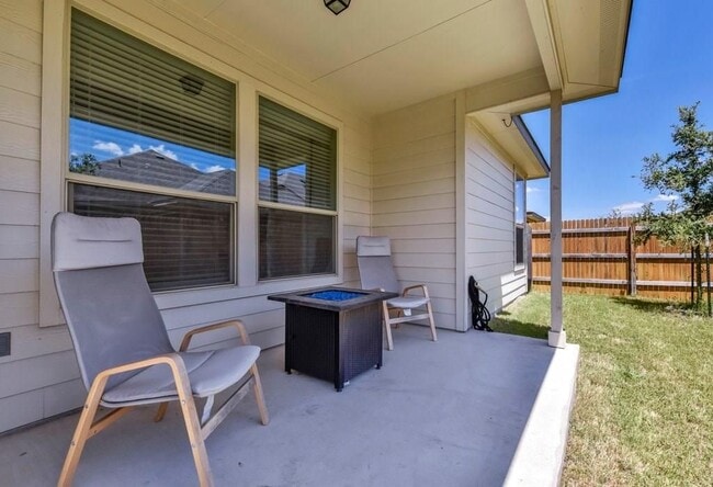 Building Photo - 11203 Sisquoc Formation View