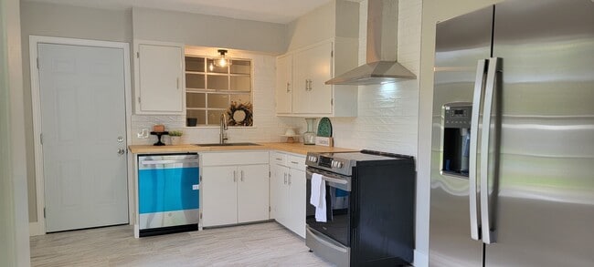 Foto del edificio - 7805 W Wooten