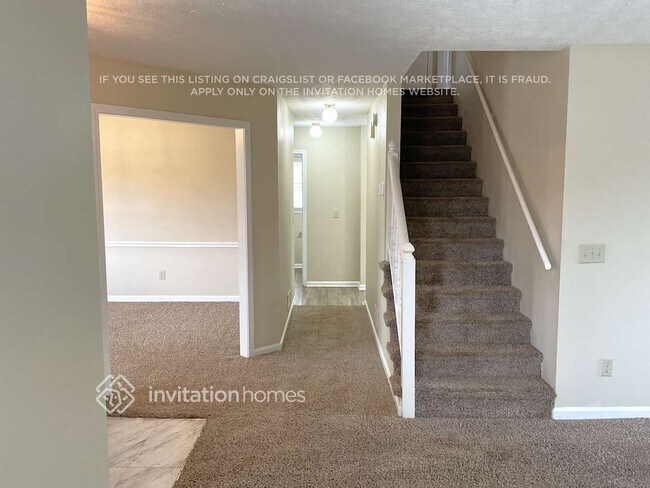 Foto del edificio - 3915 Summit Chase