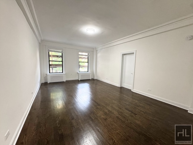 Building Photo - WEST 72 STREET