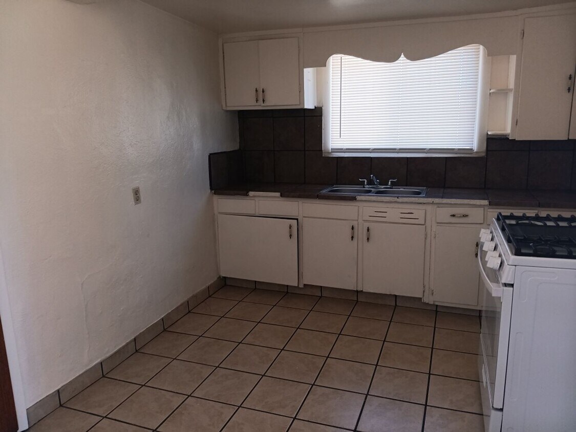 Foto principal - 2129 Coal Ave SE