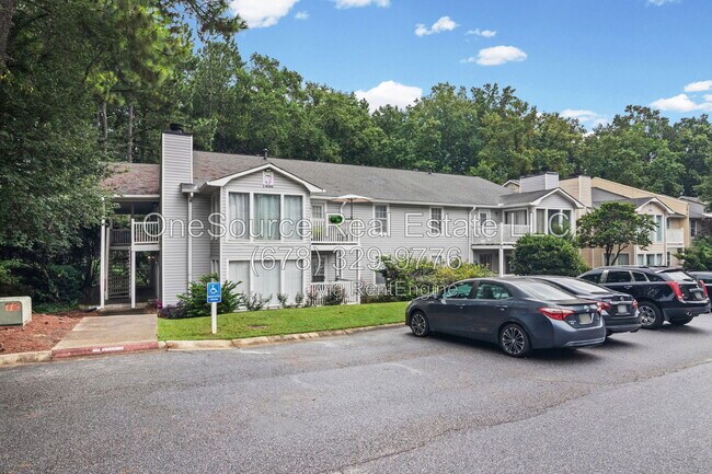 Foto del edificio - 1806 Augusta Dr