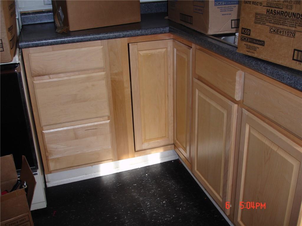 Building Photo - 419 W 41st St