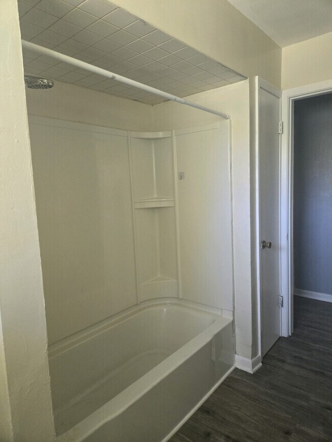 Foto del edificio - Beautiful one bedroom apartment