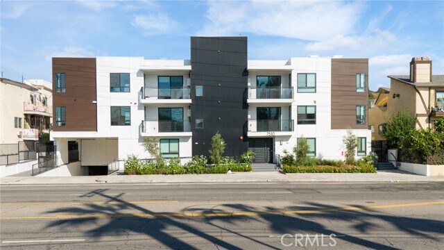 Building Photo - 7510 Sepulveda Blvd