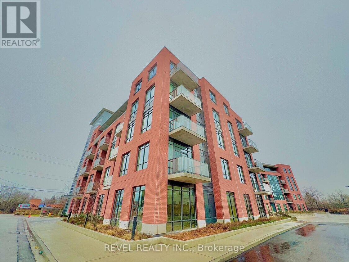 Primary Photo - 1010-1010 Dundas St E
