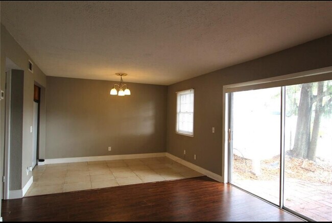 Building Photo - 13727 Juniper Blossom Dr