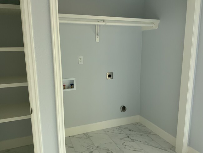 Washer dryer closet - 9302 Tooley Dr