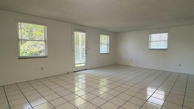 Foto del edificio - 3218 W San Pedro St