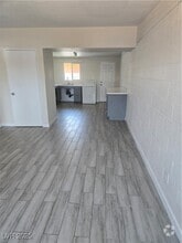 Building Photo - 2107 Statz St