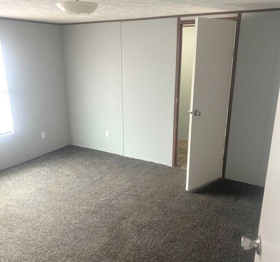 Building Photo - 472 Milan Ave