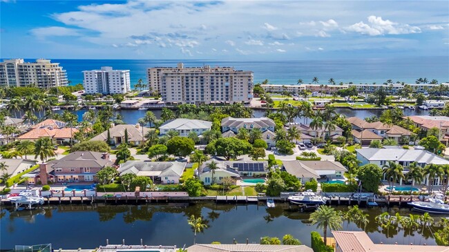 Building Photo - 3921 NE 31st Ave