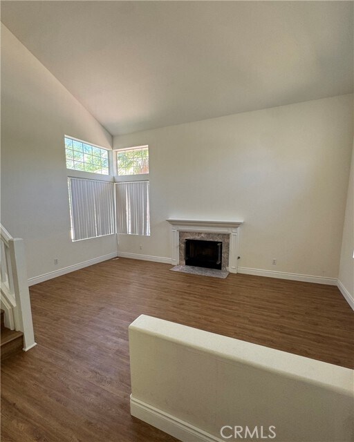 Foto del edificio - 3036 Fairgreen Ln