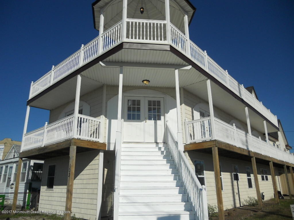 Primary Photo - 102 Bay Blvd