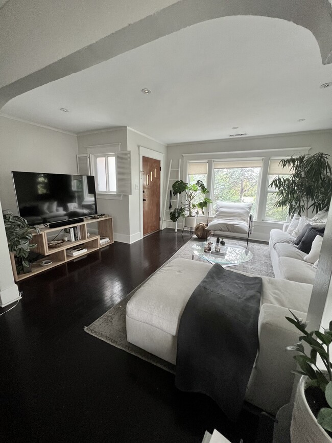 Entry way and living room - 1030 S Hudson Ave