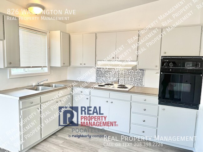 Building Photo - 826 Washington Ave